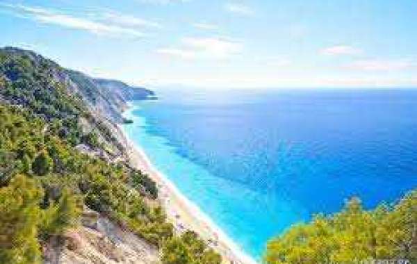greek beaches:egremni beach