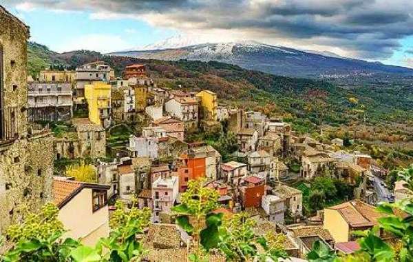 Houses for sale in a  Sicilian village for just 1 euro