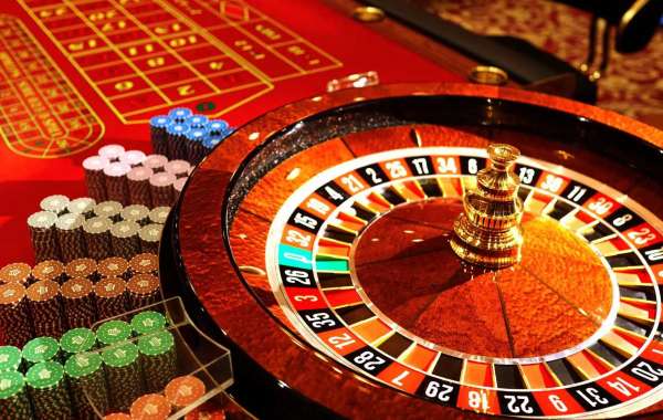 Experience the Thrills of Online Gambling at Singapore Online Casino