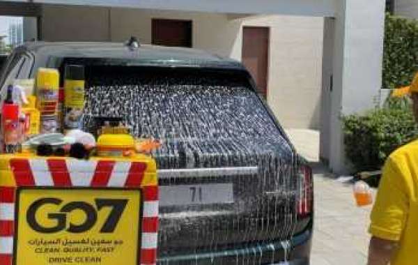 car polishing Dubai