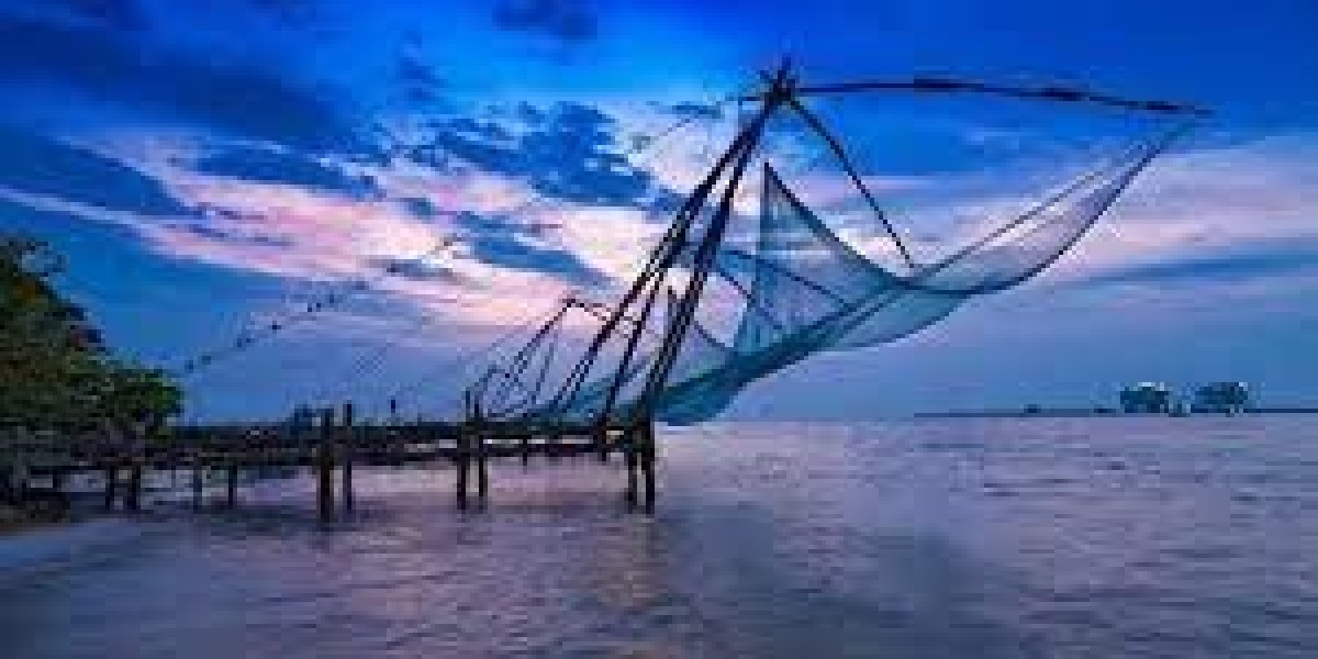 Exploring the Enchanting Charms of Cochin: A Highlight of Kerala Tour Packages from Hyderabad