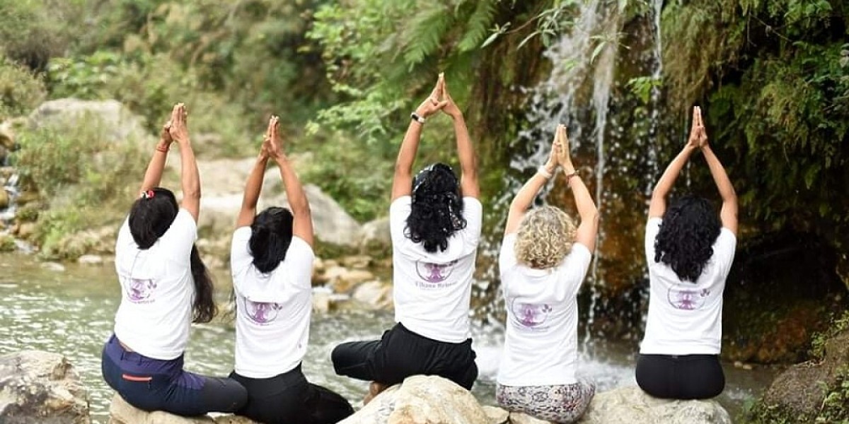 "Why a Yoga Retreat in Rishikesh Should Be on Your Bucket List"