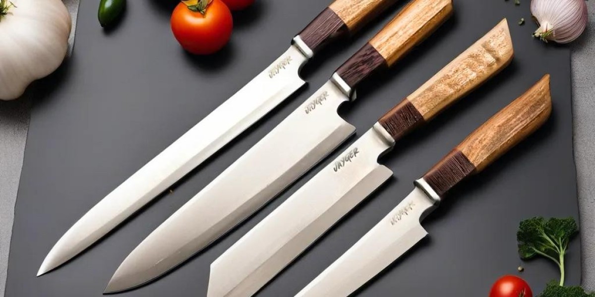 The Ultimate Guide to Choosing a Damascus Chef Knife in the UK