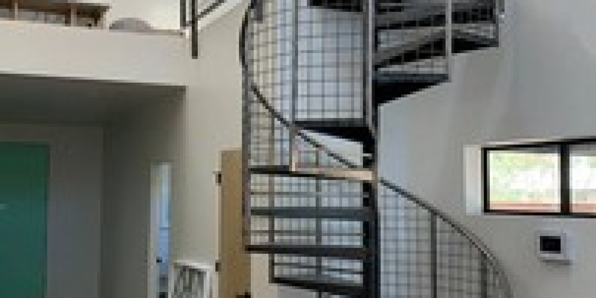 Evaluating the Benefits of Wood and Steel Spiral Staircases