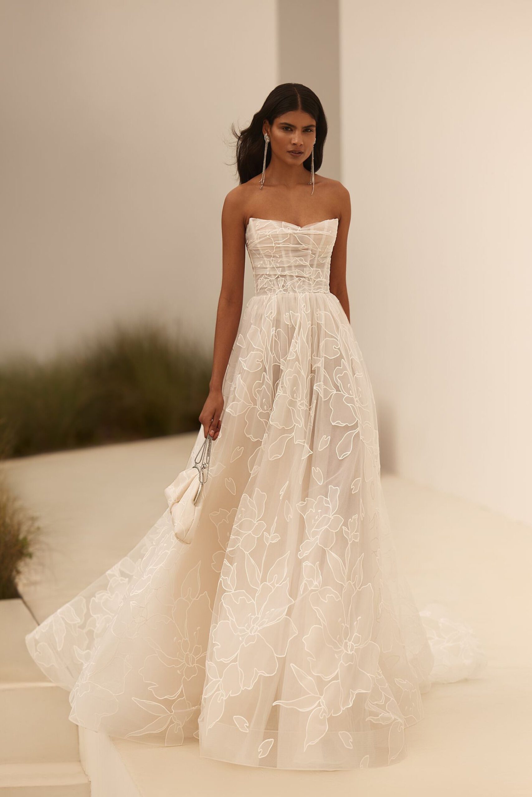 The Importance of Body Shape in Choosing a Wedding Gown