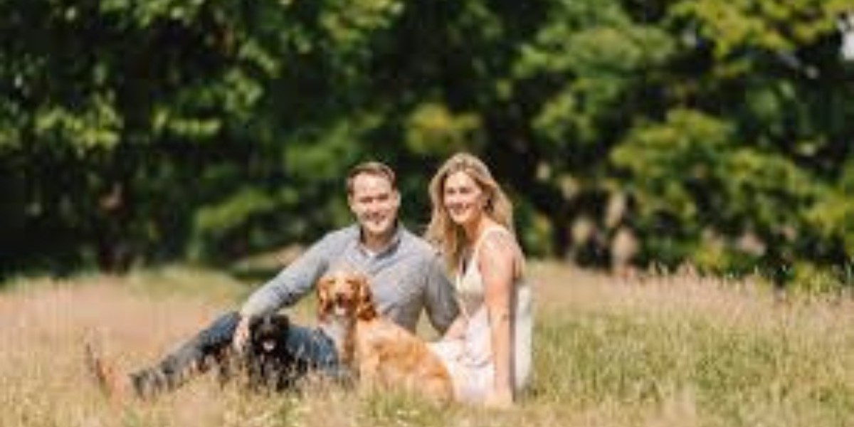 Should we include pets in our pre-wedding photoshoot?