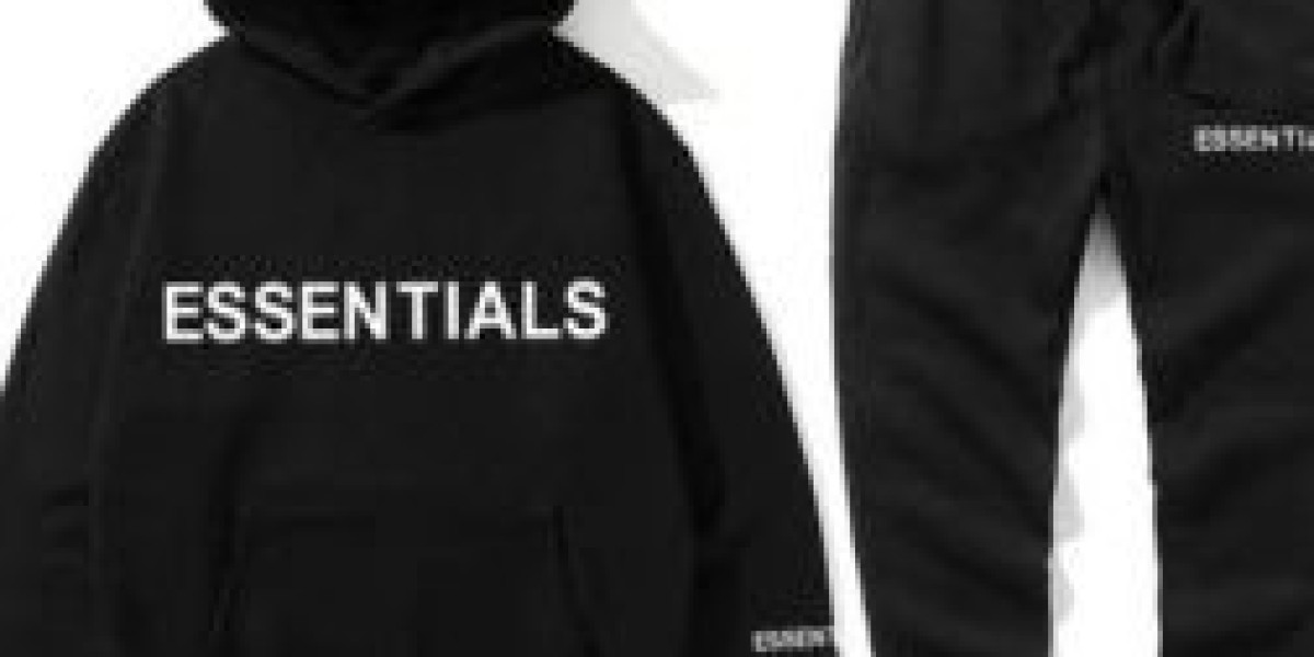 What Makes the Essentials Hoodie So Popular?