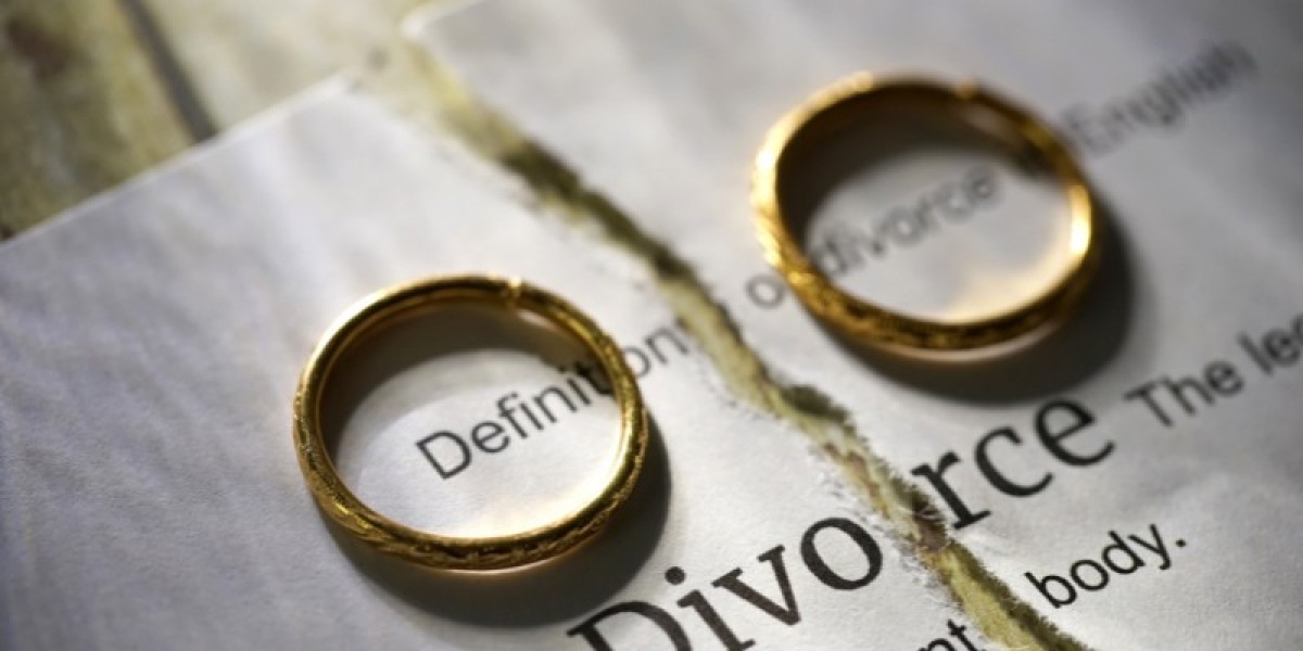 Best Lawyer for Divorce in Pune