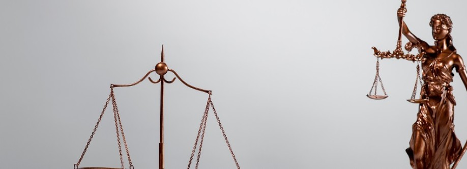 Trianon Law Cover Image