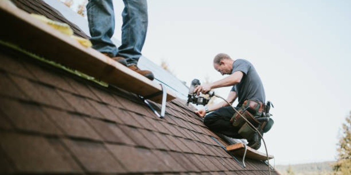 Trusted Roofers for Small Repairs in Elysian Heights