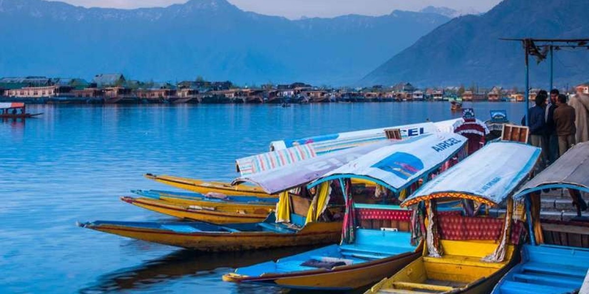 Top Places to Visit in Kashmir with Swastik Holiday