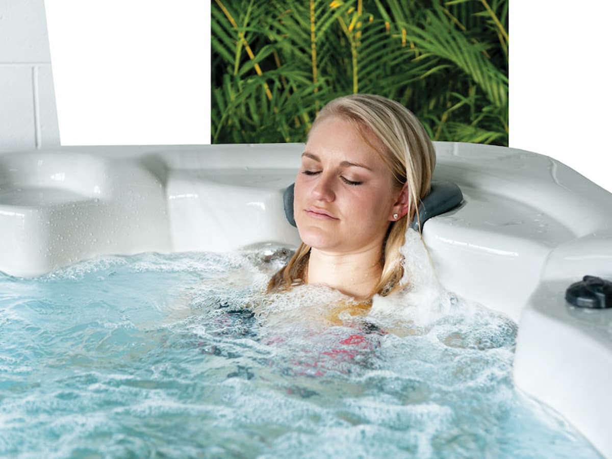 Rectangle Hot Tubs: A Stylish and Practical Choice for Modern Backyards – A Bit of Everything